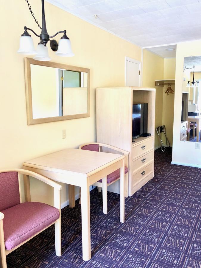 Lyn Aire Motel - เลคจอร์จ ภายนอก รูปภาพ